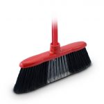 Metla z ročajem Banex rdeča